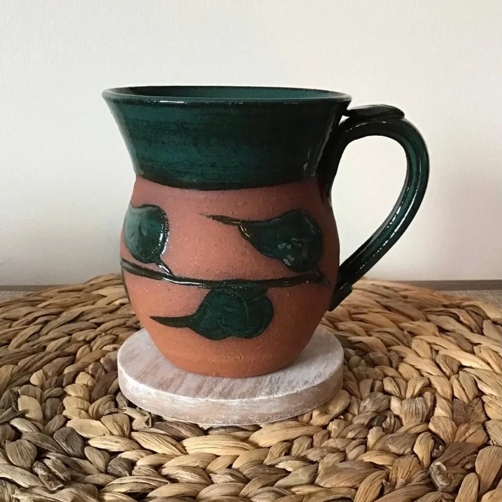 Vtg TG Coffee Mug Terra Cotta Green Glaze Leaf 12 fl oz. Farmhouse Cottagecore‎